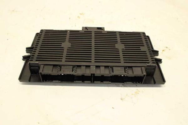 BOITIER ELECTRONIQUE BMW SERIE 3 E90 ( MODULE D ECLAIRAGE ) - Vue 2